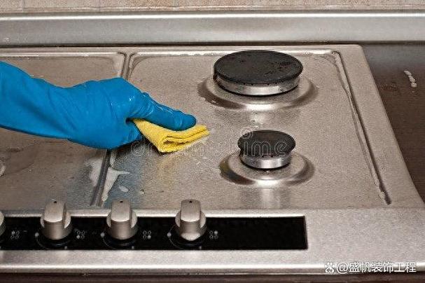 De Ovis Mirabilibus- Quomodo Quinque Ova in Prandium Quattuor Hominum Vertantur