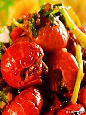 请将手掌悬停在屏幕上方三厘米处，感受那团虚拟的炝锅烟火气