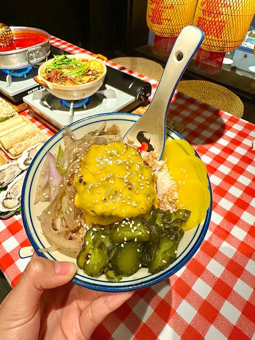 锁屏通知：传家菜记忆冲突，求证进行中 → 划掉查看