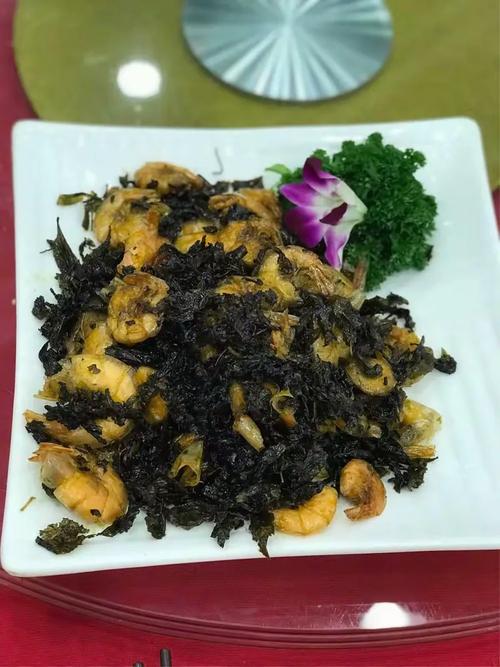 魔术箱操作手册：从空箱中折叠出《红楼梦》的沔阳三蒸玉雕版