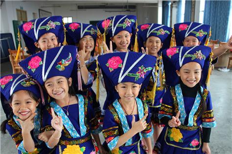 𤉲𤉲卜辭：淮安軟兜與吐魯番葡萄木卡姆之合